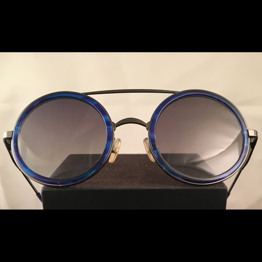Wildfox Sun "Winona" Round Aviator Blue Daz/Black